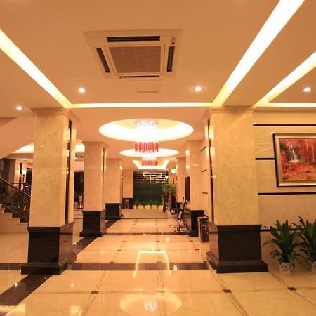 Perfect Season Hotel Гуйлинь Экстерьер фото