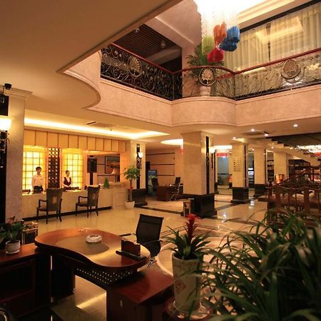 Perfect Season Hotel Гуйлинь Экстерьер фото