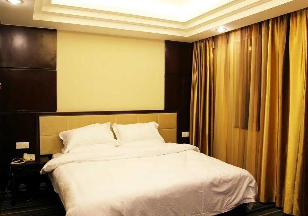Perfect Season Hotel Гуйлинь Экстерьер фото