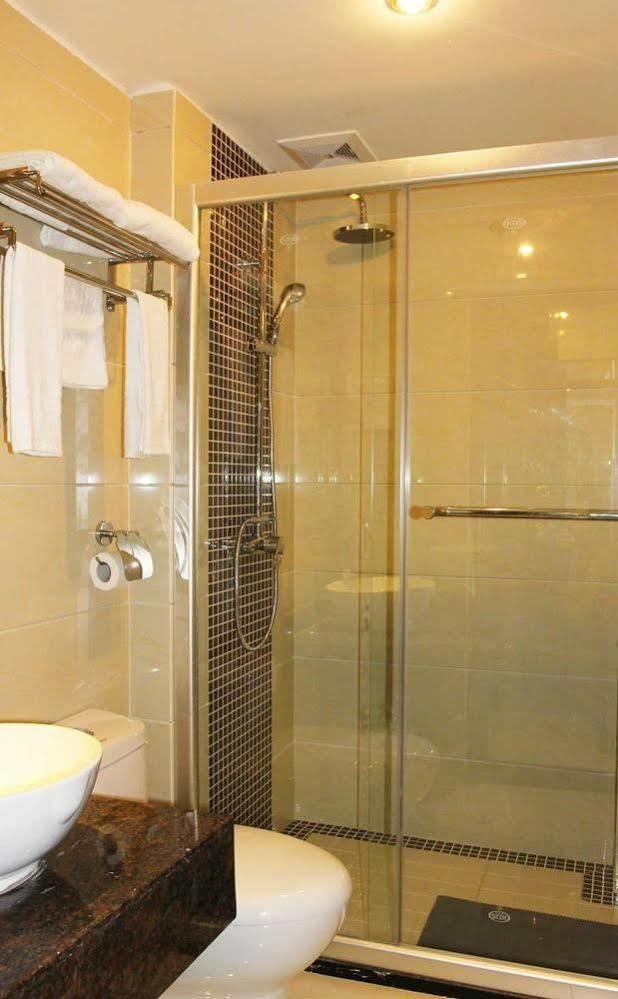Perfect Season Hotel Гуйлинь Экстерьер фото